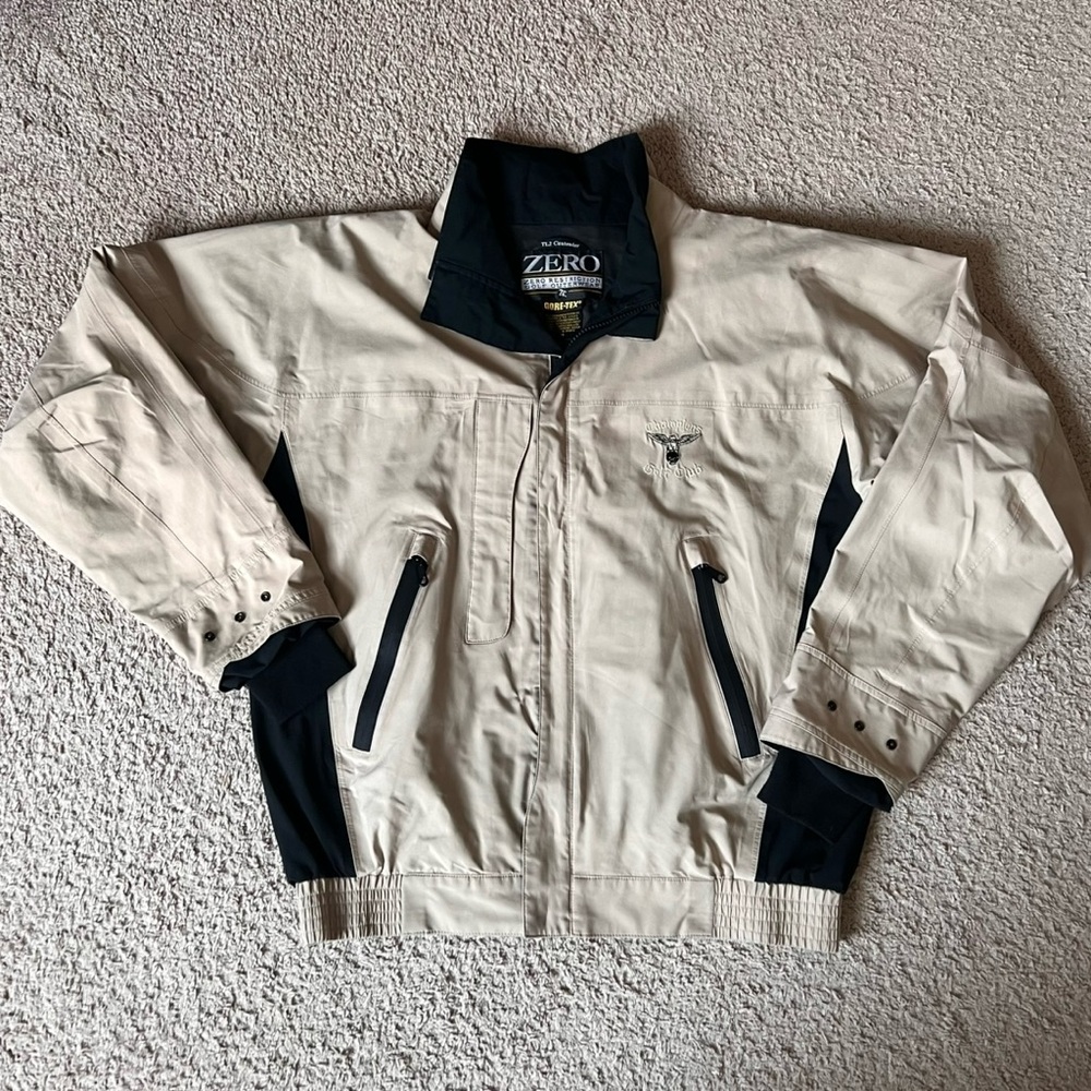 Zero Restriction Golf Outerwear Gore-tex Men's Beige and Black Jacket Medium